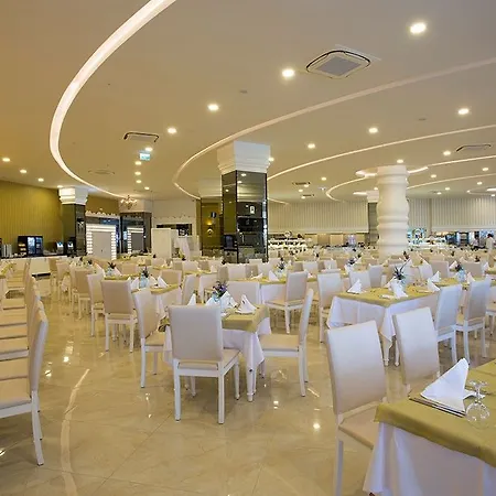 אתר נופש Water Side &