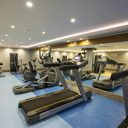 Water Side & 5* מנבגט