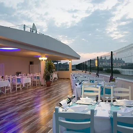 Water Side & Курортний комплекс Манавгат