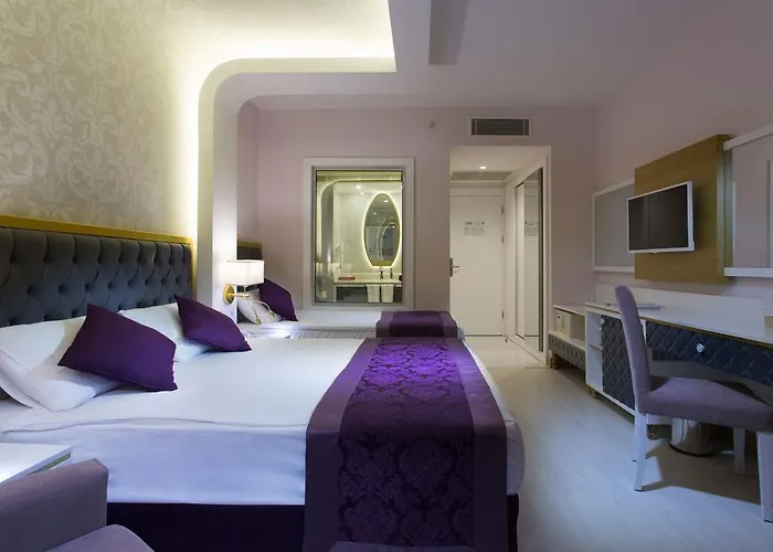 Water Side & 5* Manavgat