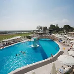 Water Side & منتجع 5*