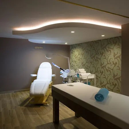 Курортний комплекс Water & 5*
