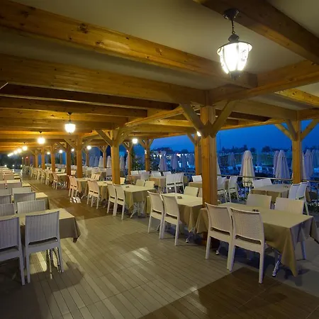 Water Side & Feriested