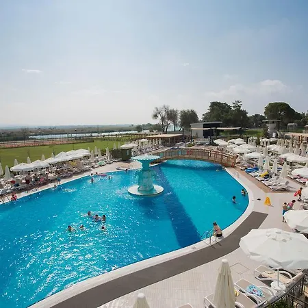 Water Side & Feriested 5*