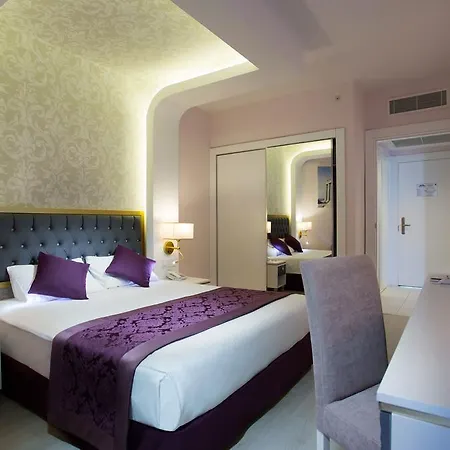 Water Side & Feriested 5*