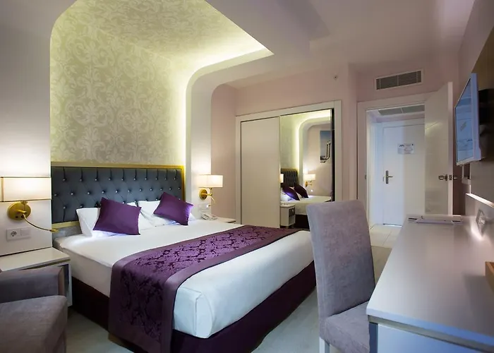 Water Side & 度假村 5*