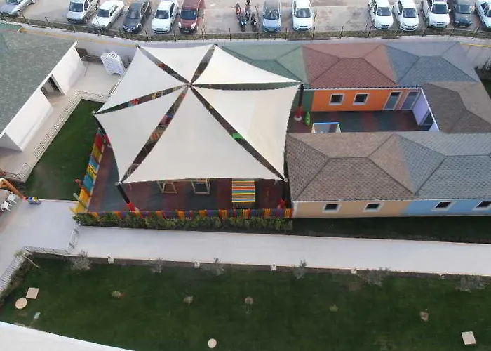 Water Side & マナウガト