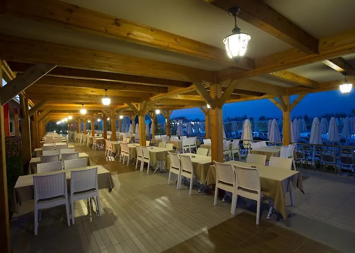 Water Side & Θέρετρο